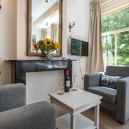 The Blue Stairs Bed & Breakfast Amsterdam Bagian luar foto