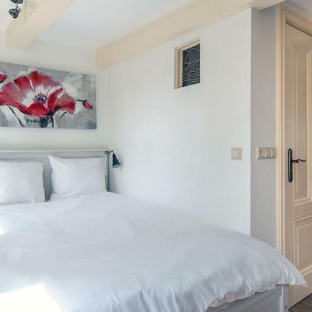 The Blue Stairs Bed & Breakfast Amsterdam Bagian luar foto
