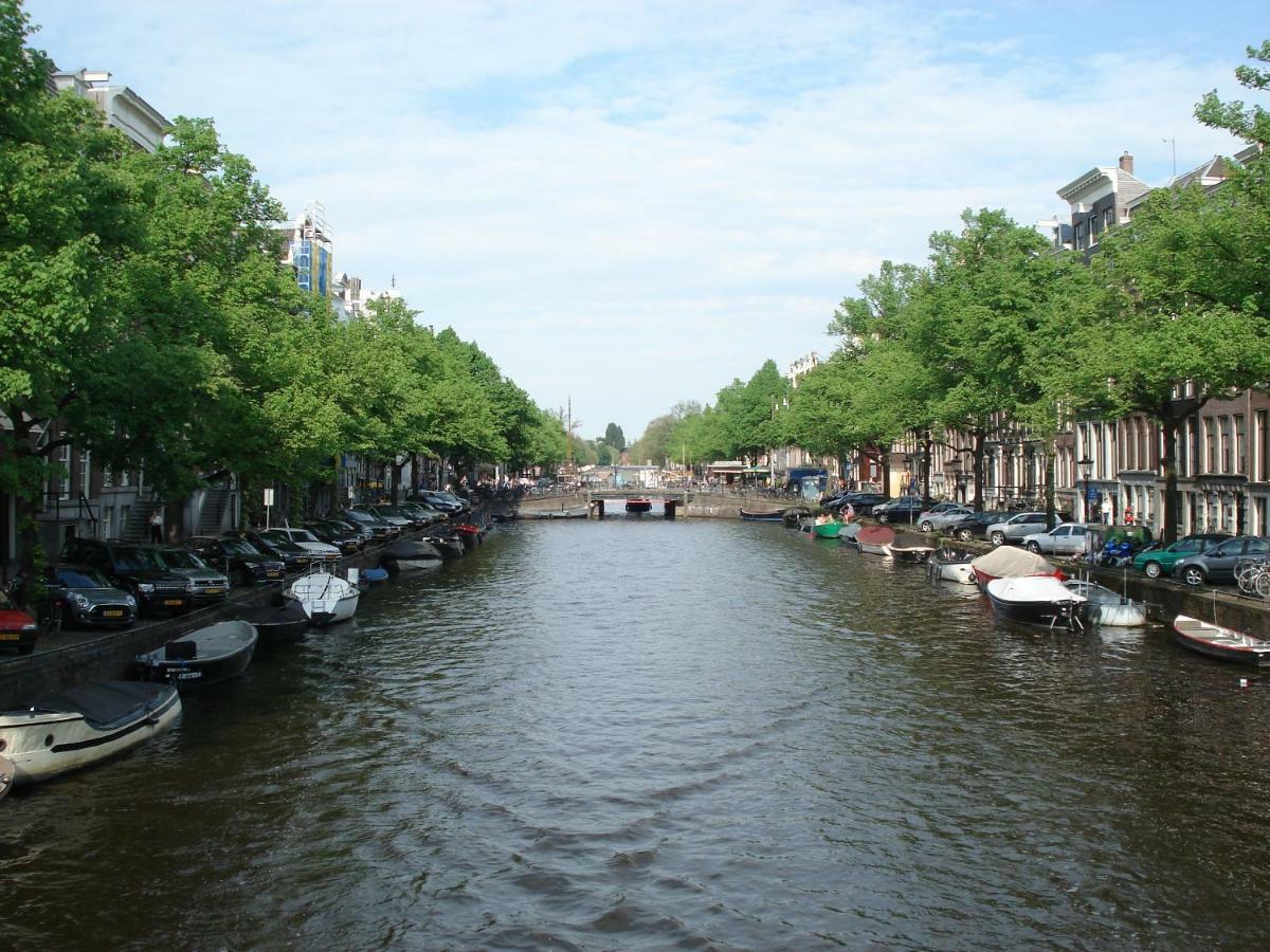 The Blue Stairs Bed & Breakfast Amsterdam Bagian luar foto