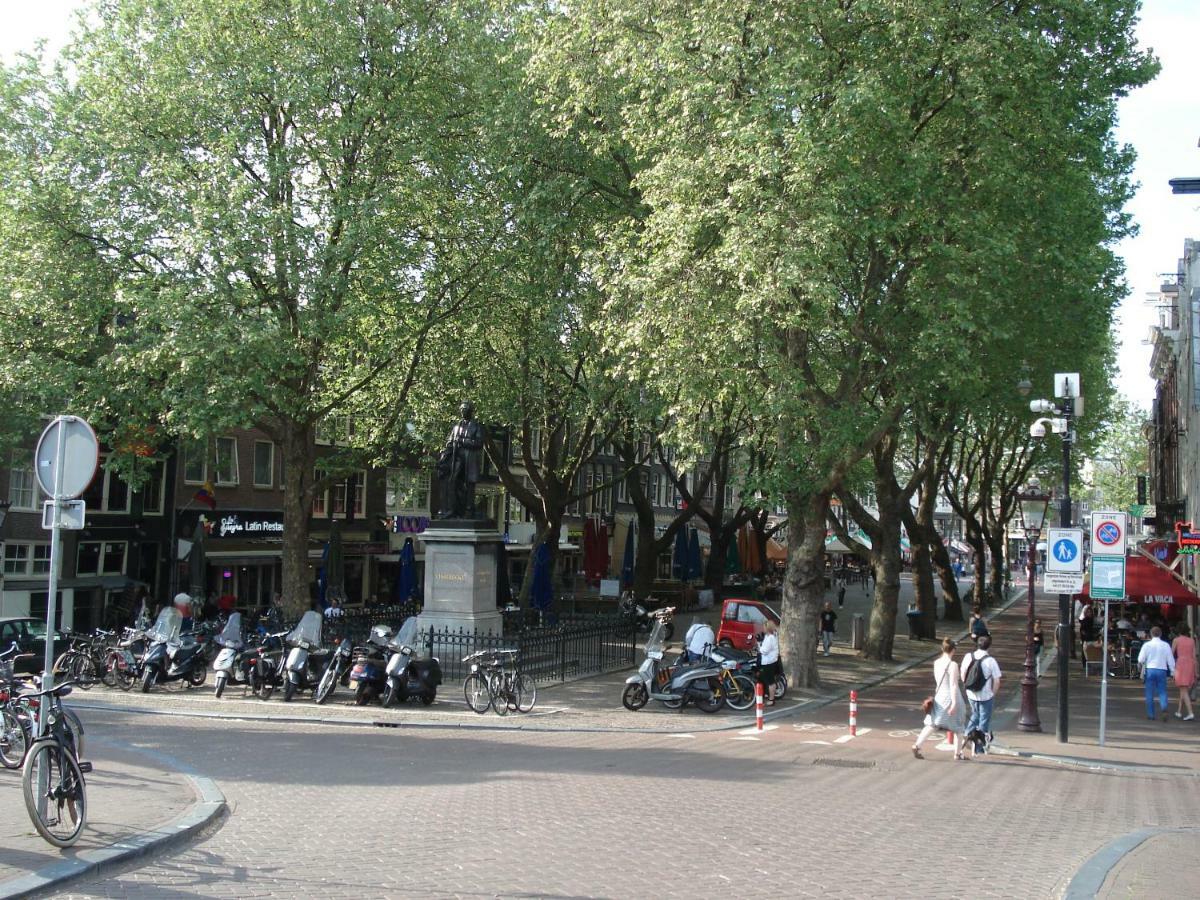 The Blue Stairs Bed & Breakfast Amsterdam Bagian luar foto