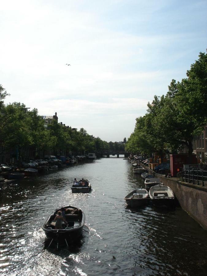 The Blue Stairs Bed & Breakfast Amsterdam Bagian luar foto