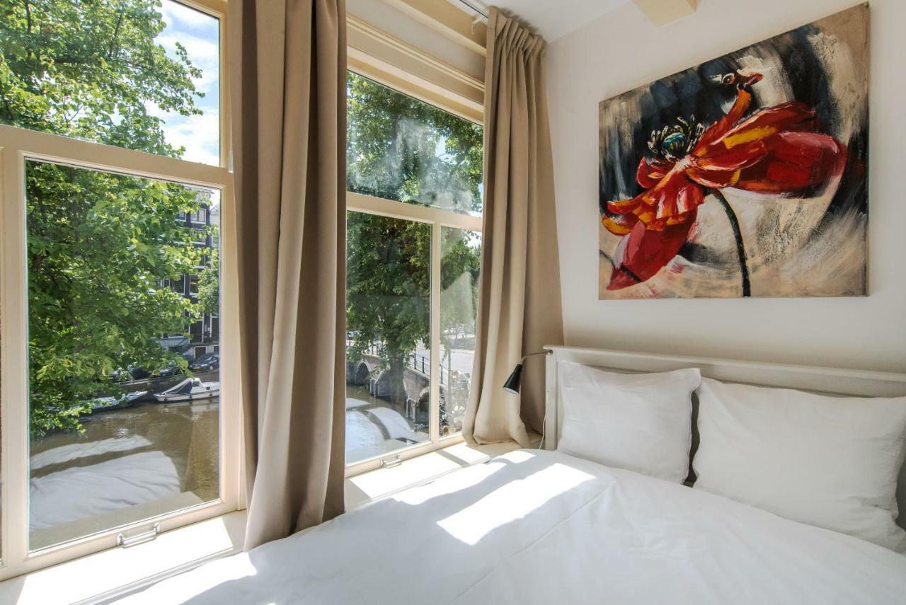 The Blue Stairs Bed & Breakfast Amsterdam Bagian luar foto