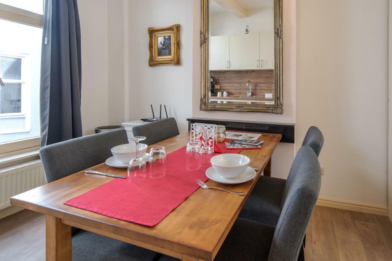 The Blue Stairs Bed & Breakfast Amsterdam Bagian luar foto